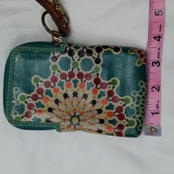 Fossil wristlet - Picture 9 of 9